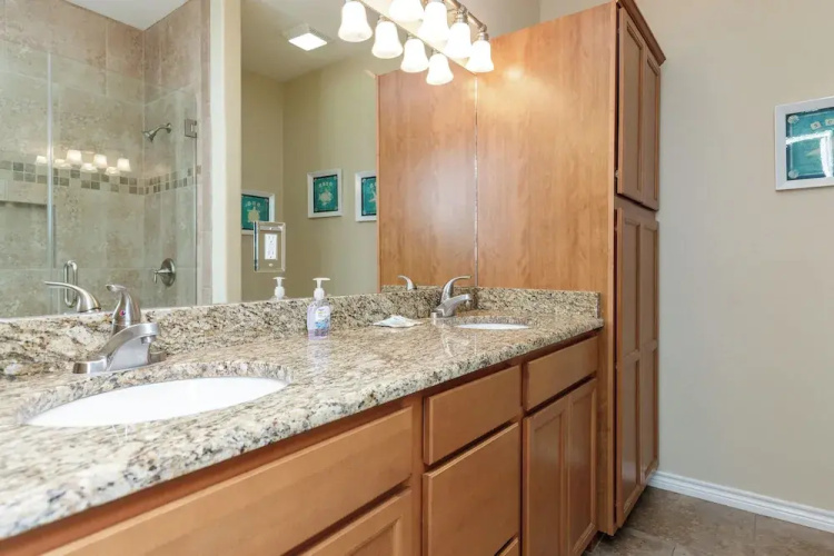 Fun 2 Bedroom Pets Pool Sleeps 6