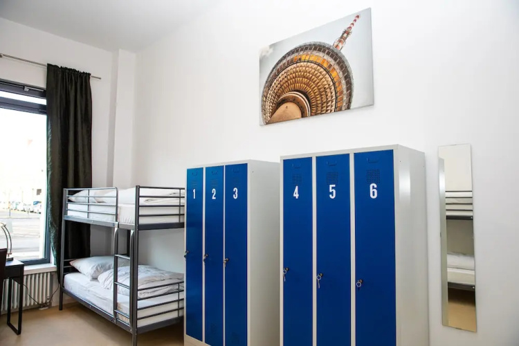 Midel Hostel