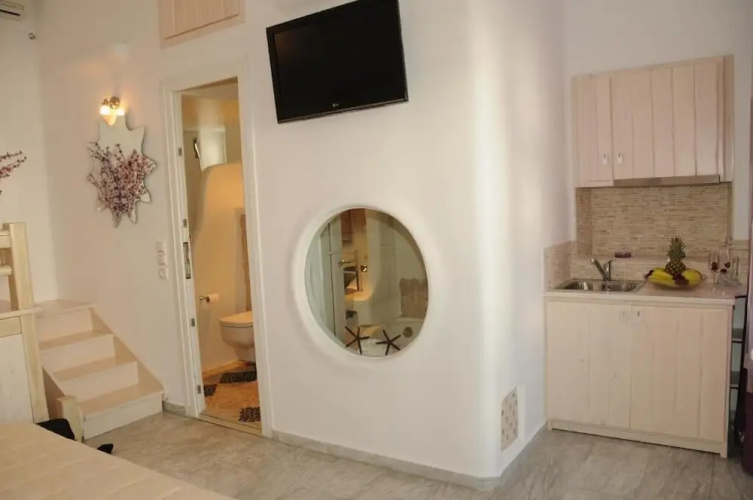 Starlight Luxury Studios