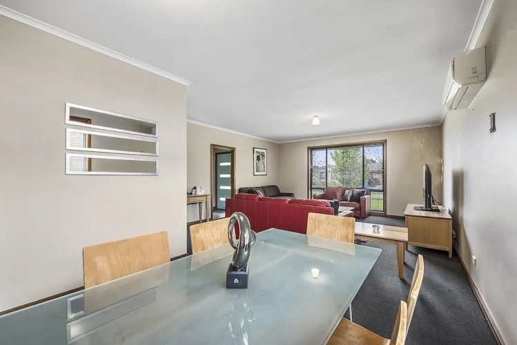 3 Bedrooms Cottage