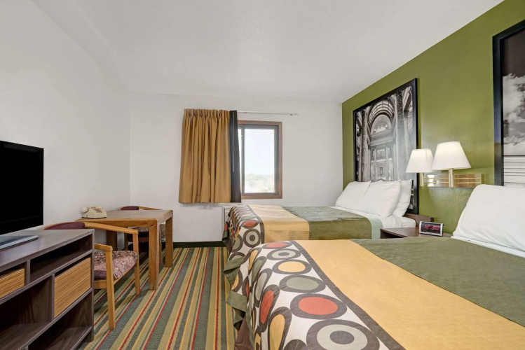 Super 8 By Wyndham Buffalo