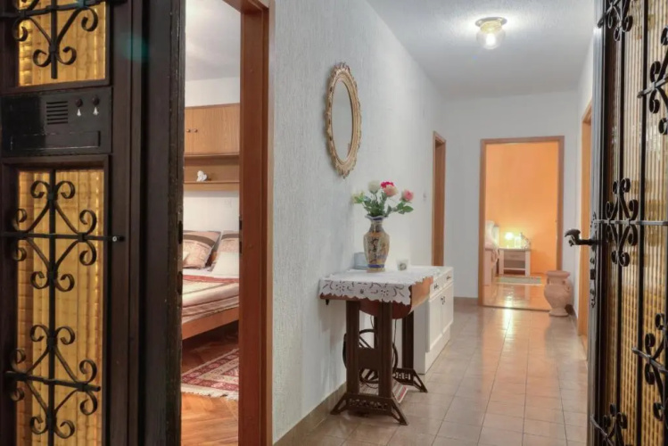 Apartment Lea
