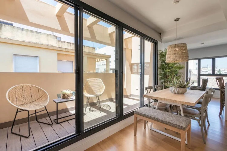 Chezmoihomes Plaza Nueva Premium