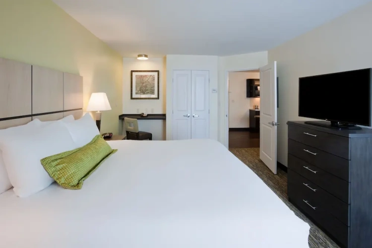 Quadruple Suite