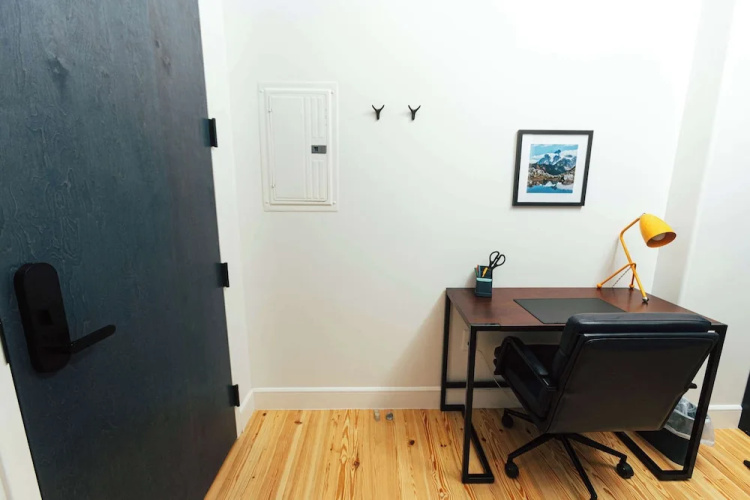 Loft 305 - The William - Atrium - Live Work Walk