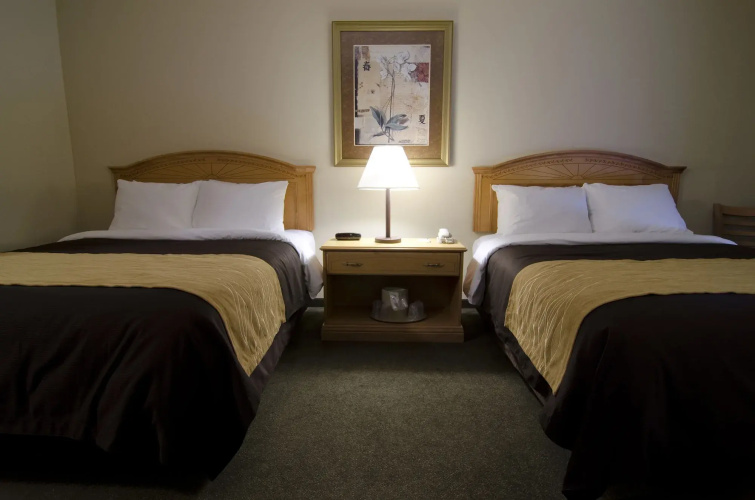 Holiday Inn Express Salmon Arm