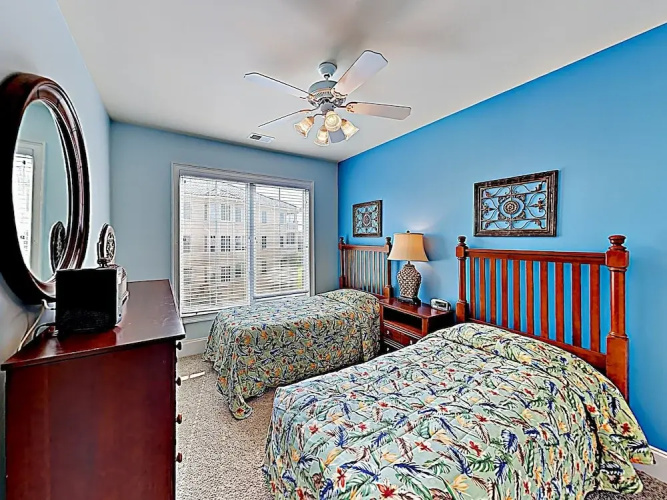 Updated Edgewater By Golfing & Waterway 4 Bedroom Condo