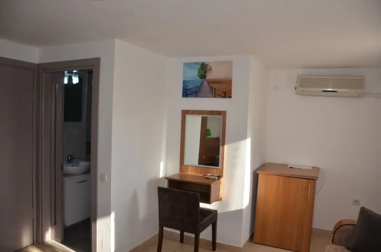 Standard Quadruple room with river view