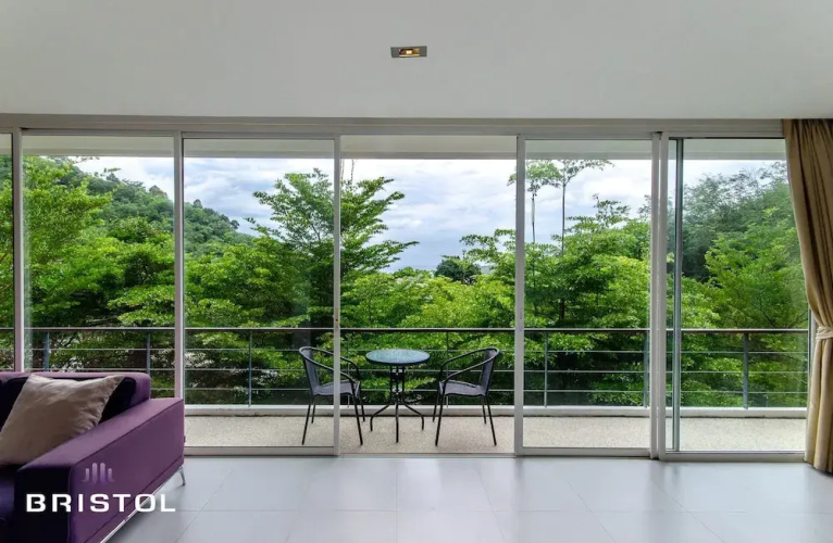 Natural Sea View 2 Bedrooms Apartment