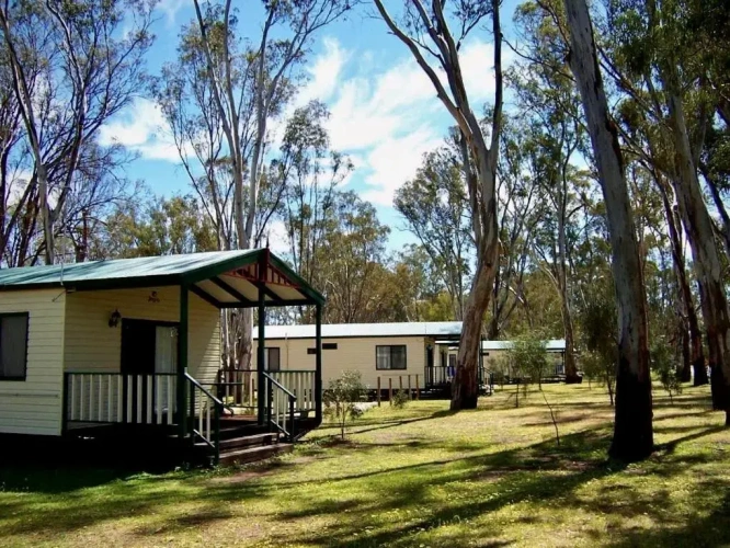 2 Bedrooms Villa