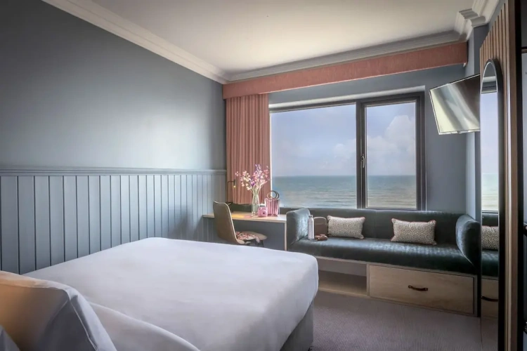 Superior Double room with sea view