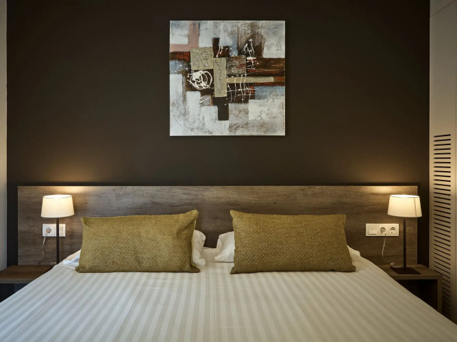 UD Rambla Suites & Pool 25 (1BR)