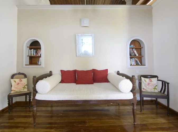 5 Bedrooms Sextuple Villa