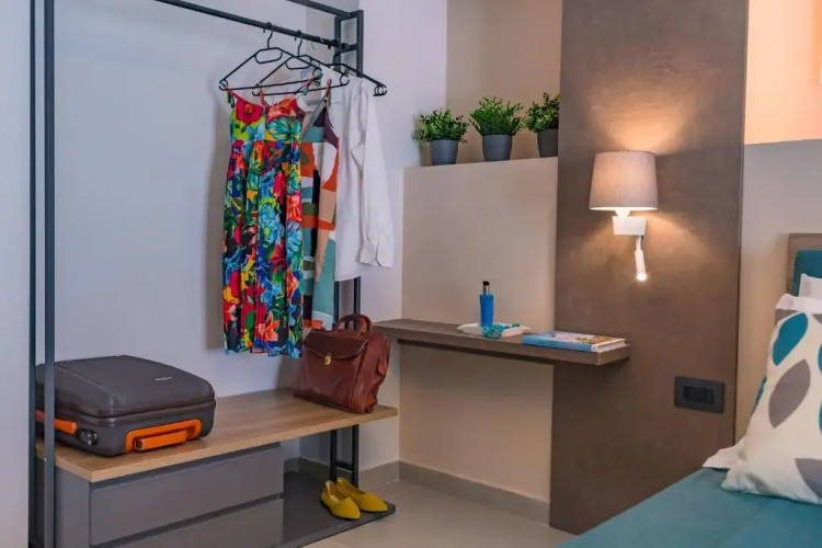 Macramé Suites & Rooms