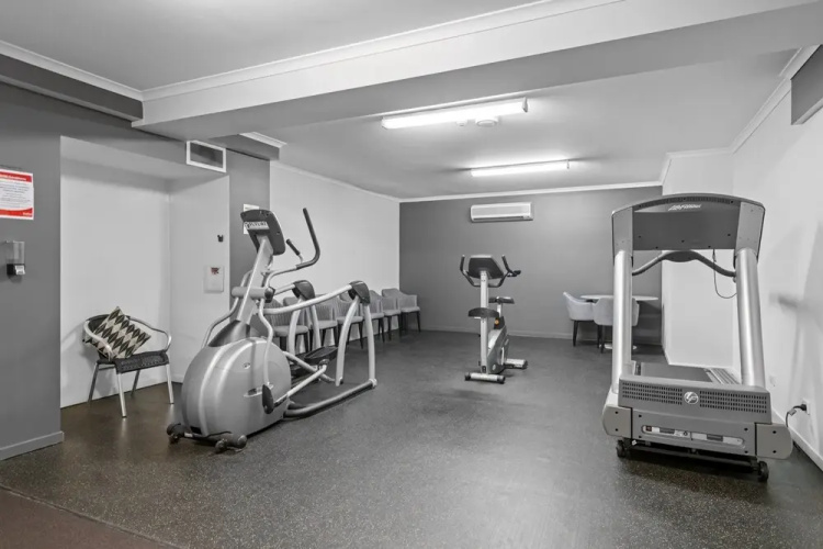Studio With Balcony Access in Central Bowen Hills