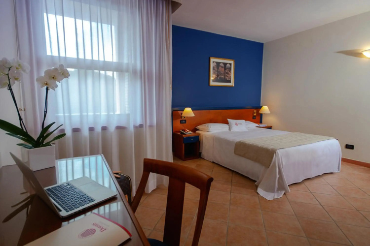 Domus Grand Hotel