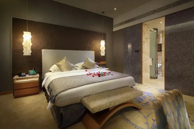 Yunkai Hotel