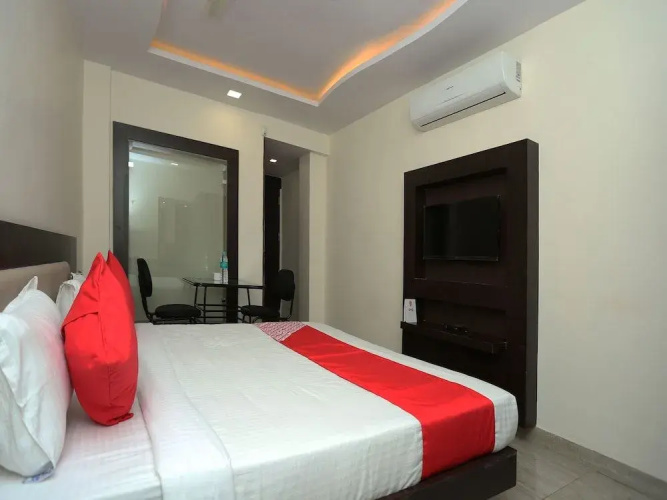 Collection O 11546 Hotel CSFC