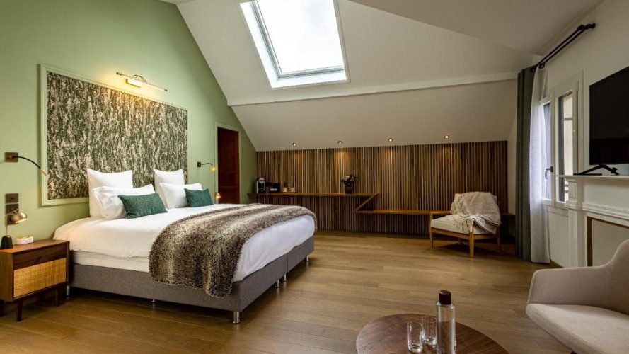 Deluxe Double Suite