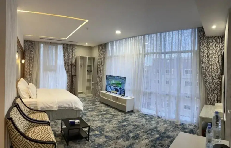Rooms Hotel