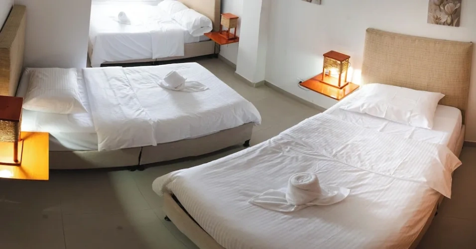 Comfort Quadruple room with city view