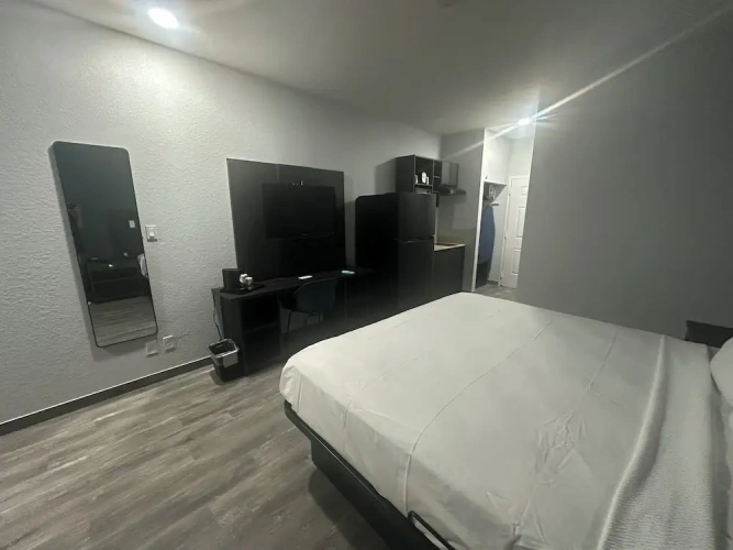 Standard Double Suite