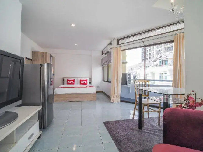 Oyo 648 Ake Apartment