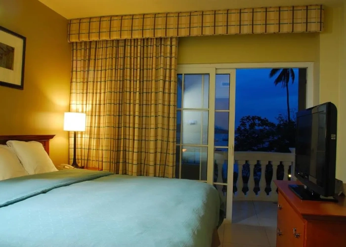 1 Bedroom Double Suite with ocean view