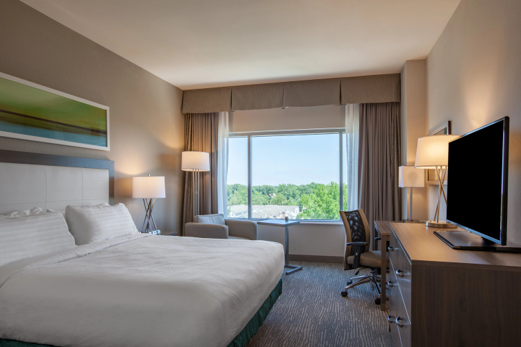 Holiday Inn Cleveland Clinic photo 6