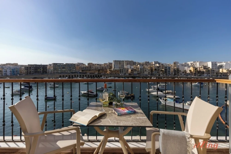 Deluxe Double room with balcony and with sea view