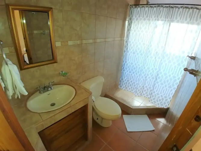 Hotel Roble Urbano - Hostel
