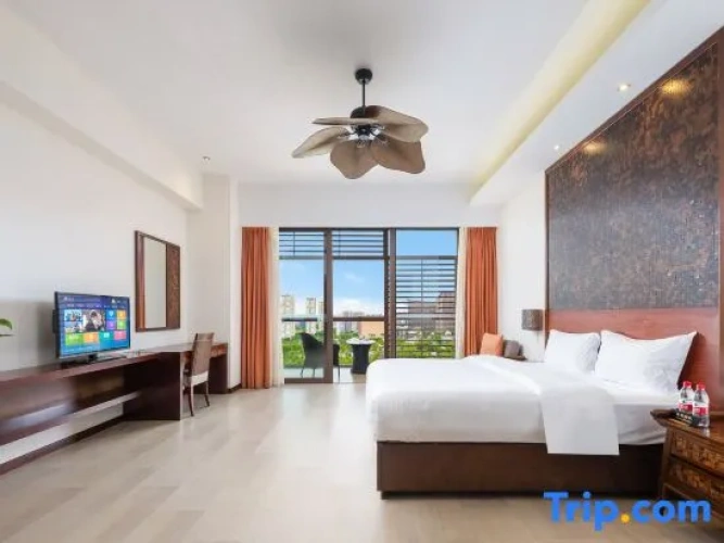 Standard Double room with balcony and with pool view