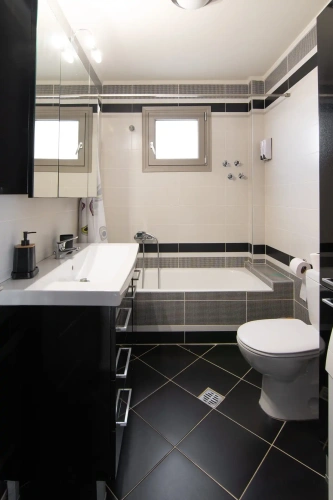 2 Bedrooms Deluxe Apartment with garden view