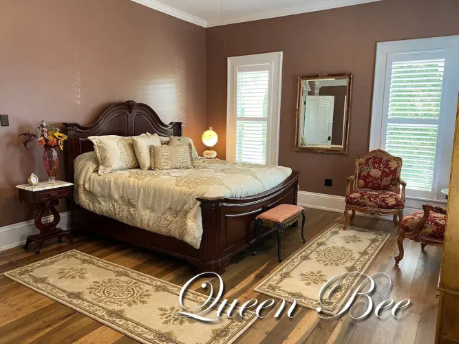 Belle Louise Historic Guest House