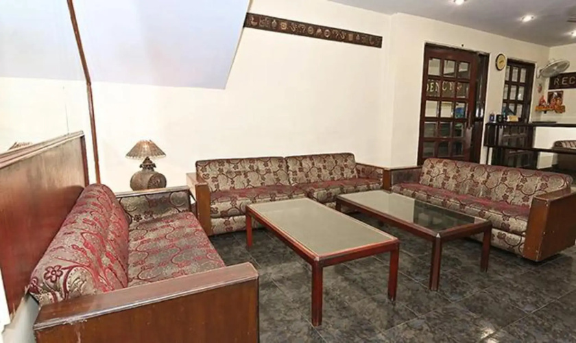 FabHotel Presidency Inn