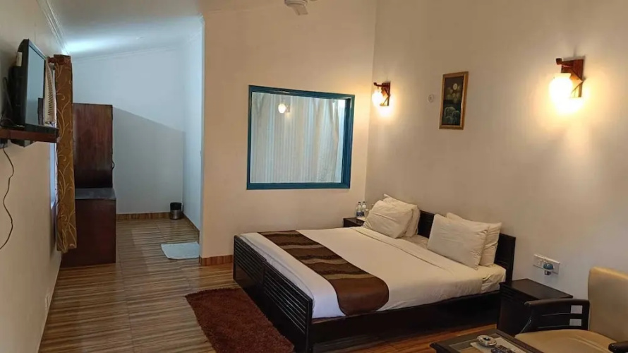 Bento Corbett Woods Resort