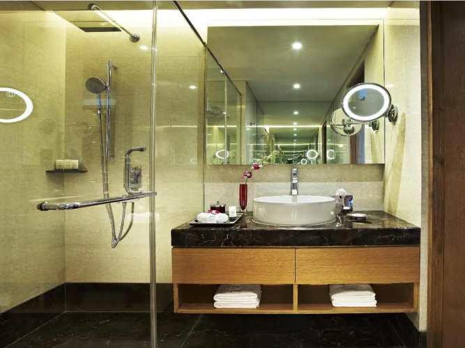 Vivanta Chennai IT Expressway