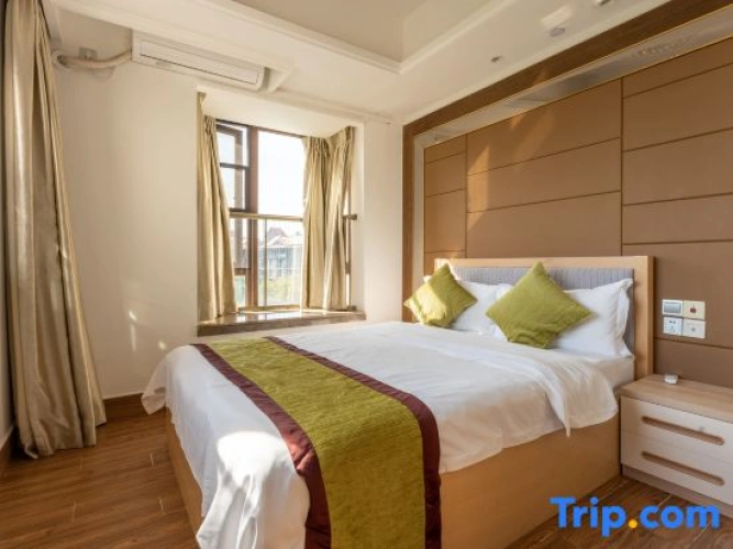 1 Bedroom Luxury Suite