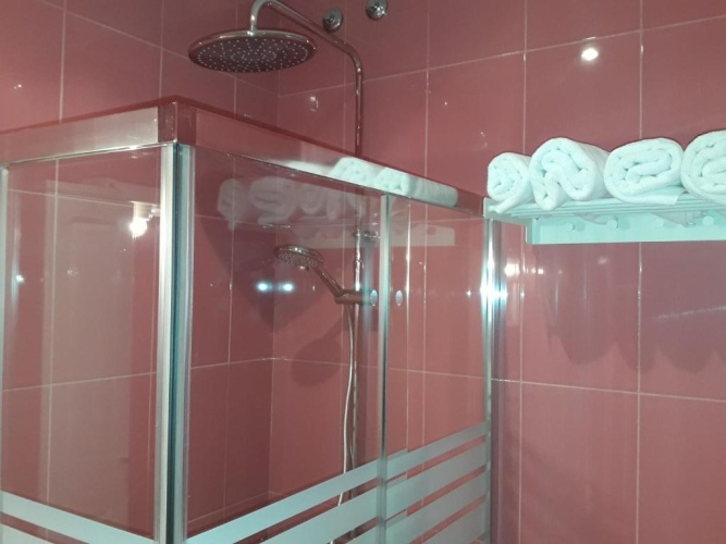 3 Bedrooms Apartment