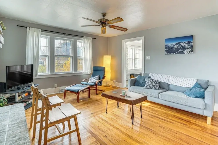 2 Bedrooms Cottage