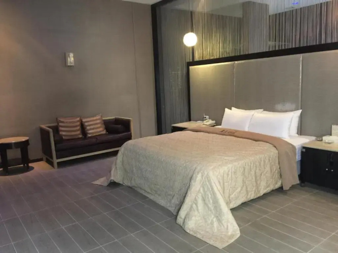 LI-GIN Motel