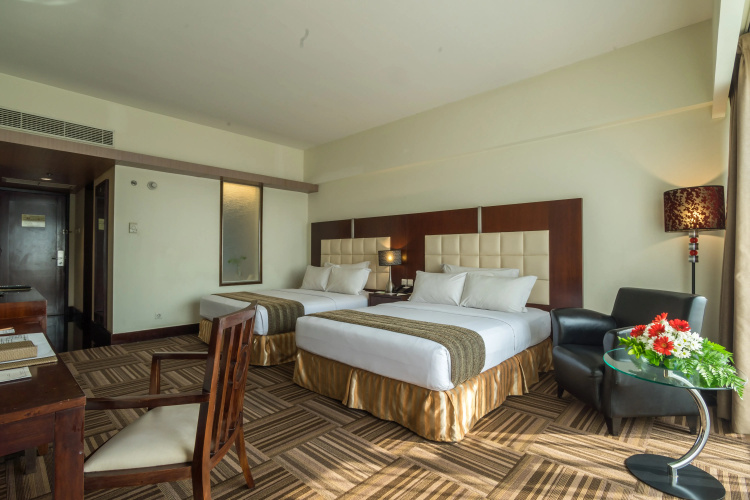 Merlynn Park Hotel