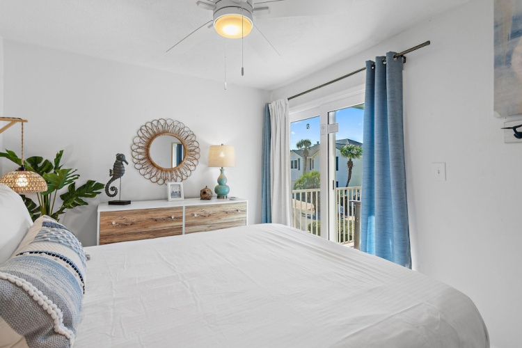 Tradewinds Condominium #28- At The Beach! - Miramar Beach, FL
