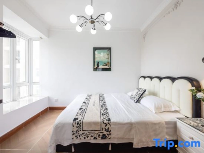 2 Bedrooms Suite with garden view