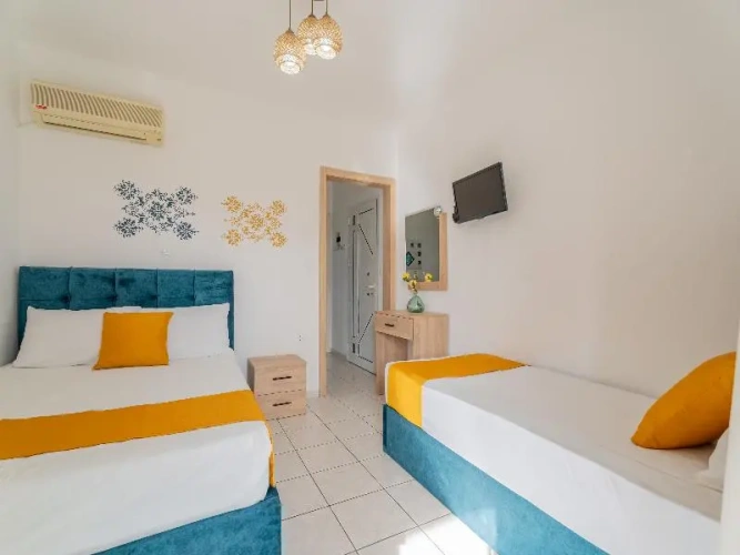 Standard Triple room with balcony and with sea view
