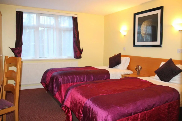 Abbey House Hotel