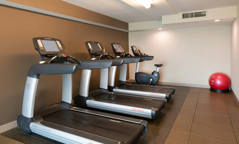 DoubleTree by Hilton Hotel & Suites Charleston Airport photo 19