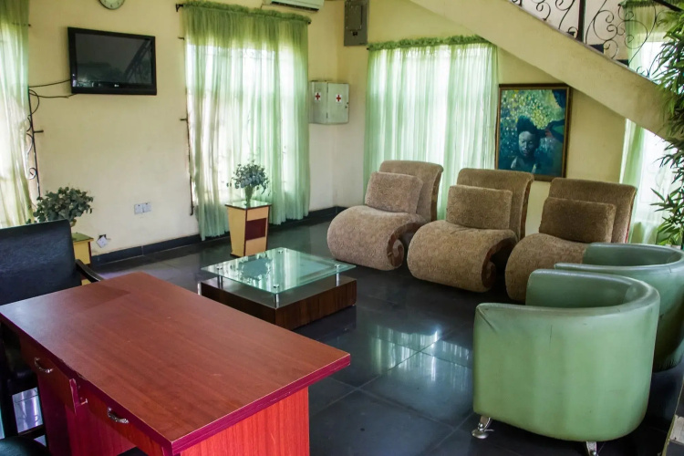 Allonze Hotel