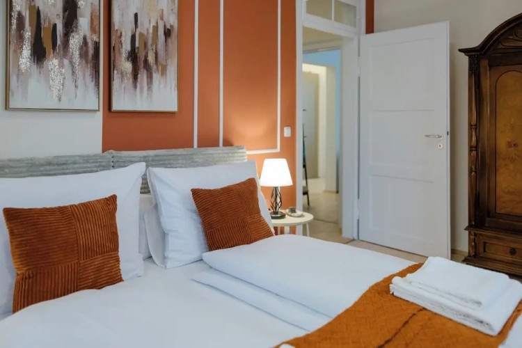 3 Bedrooms Comfort Apartment