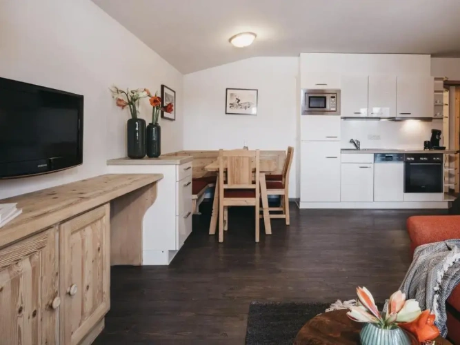 1 Bedroom Superior Apartment